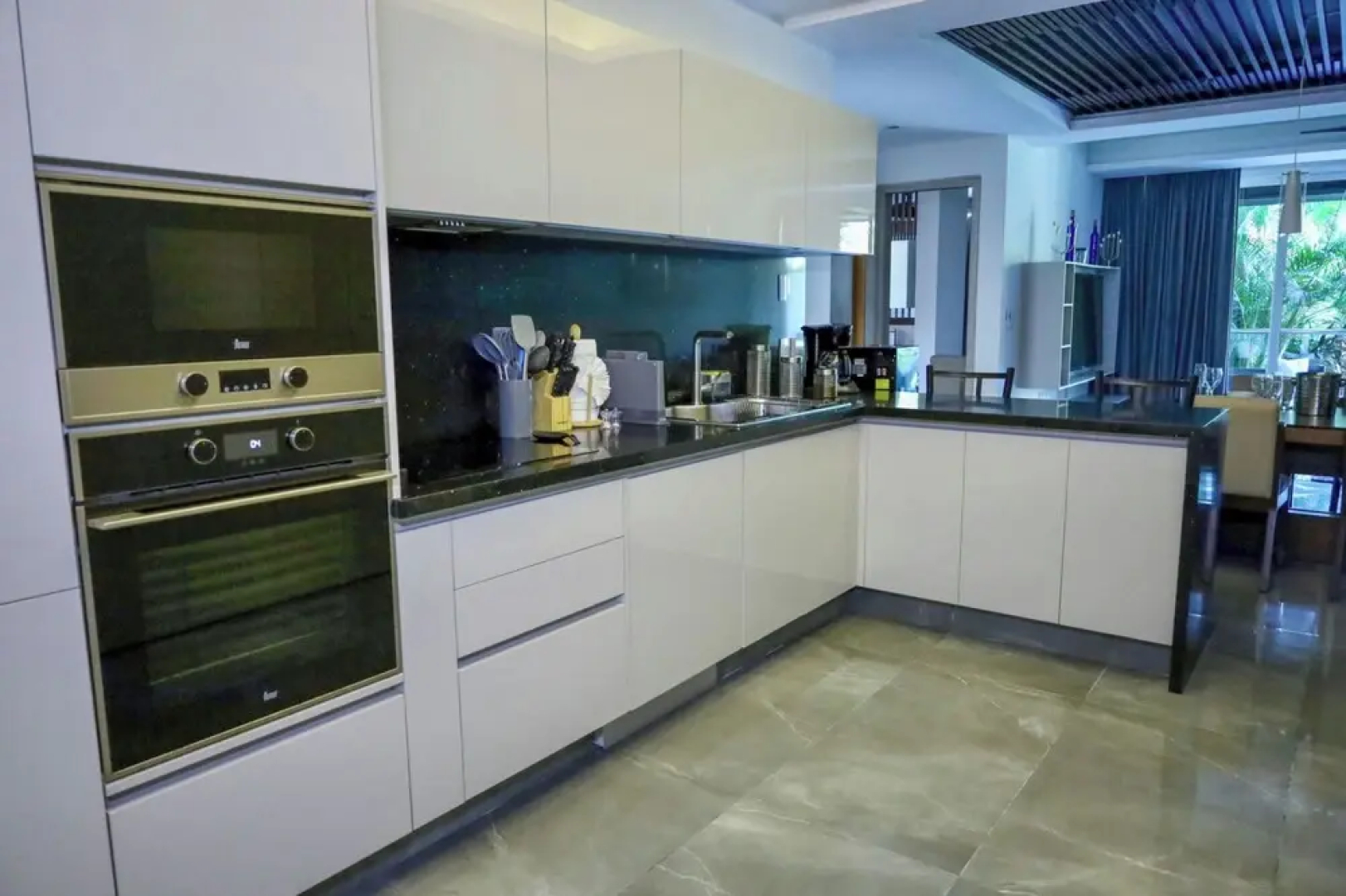 Luxurious Apartments With BBQ Pool Garden Jungle View