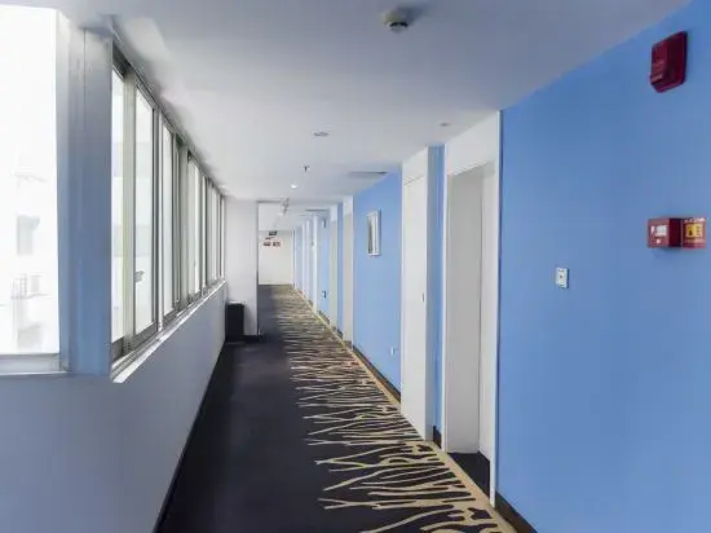 Today Inns (Shaoyang Hongqi Road)