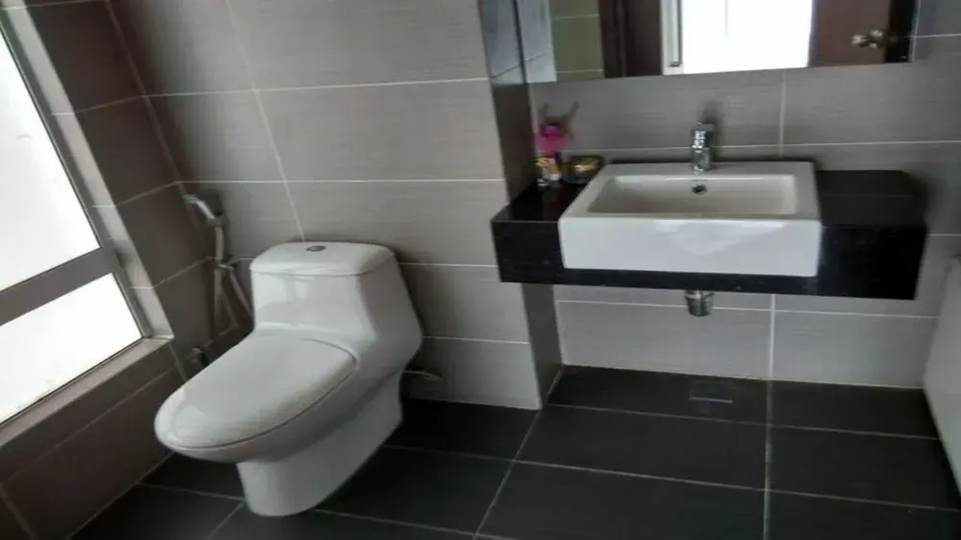 KSL JB City Sunrise View suite| NETFLIX |WIFI|6pax