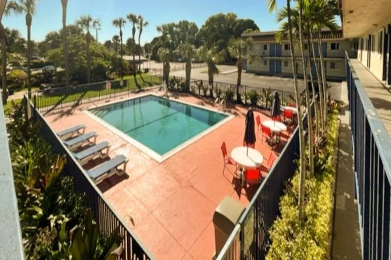 Travelodge Riviera Beach