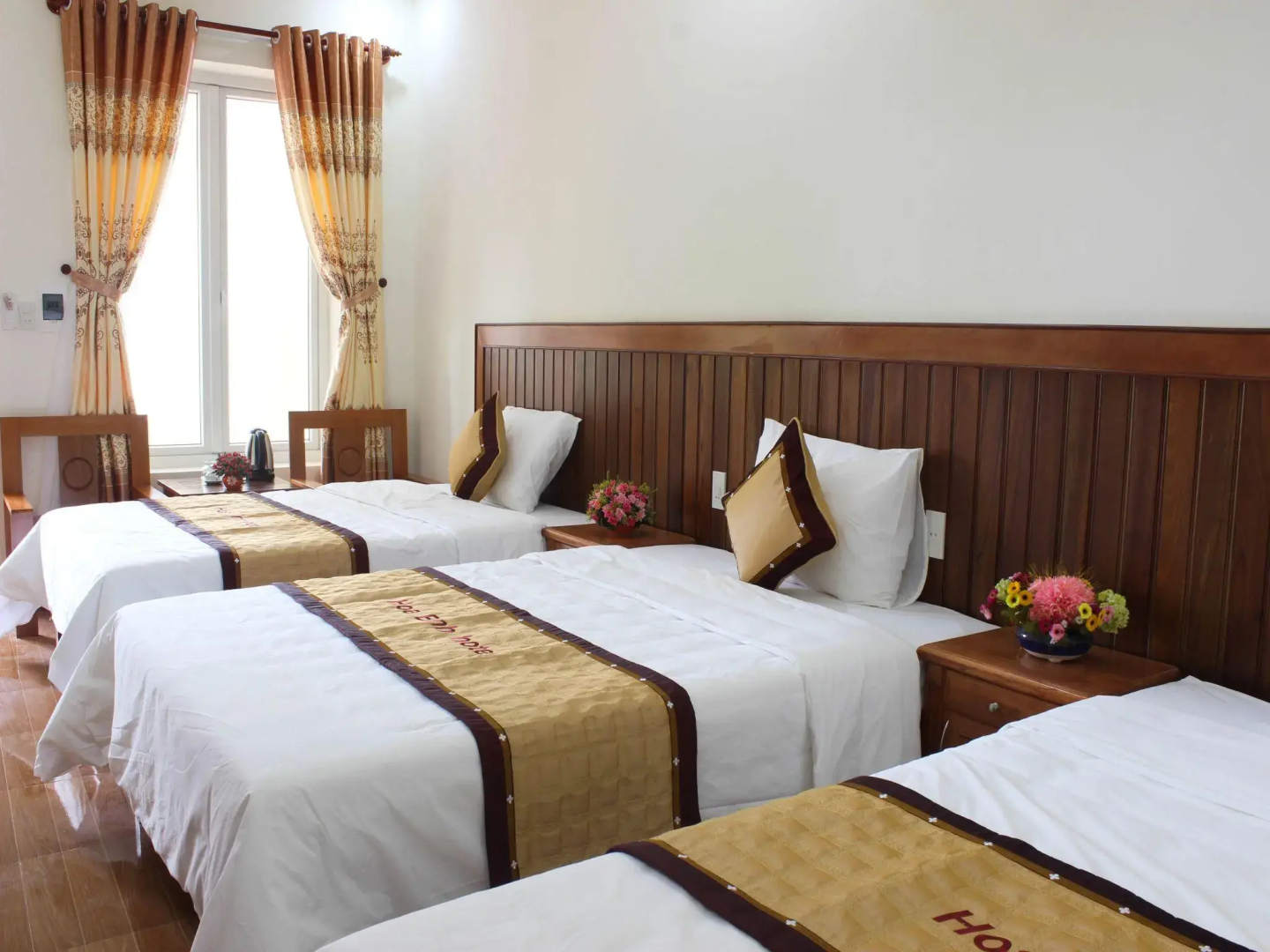 Hoa Binh Hotel
