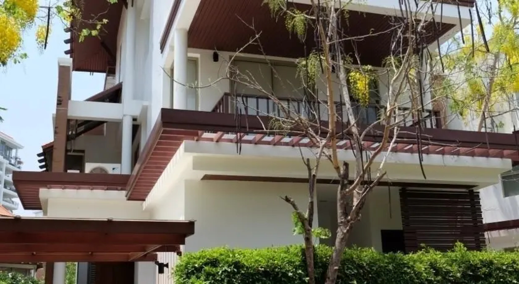 Boathouse Huahin Lagoon1