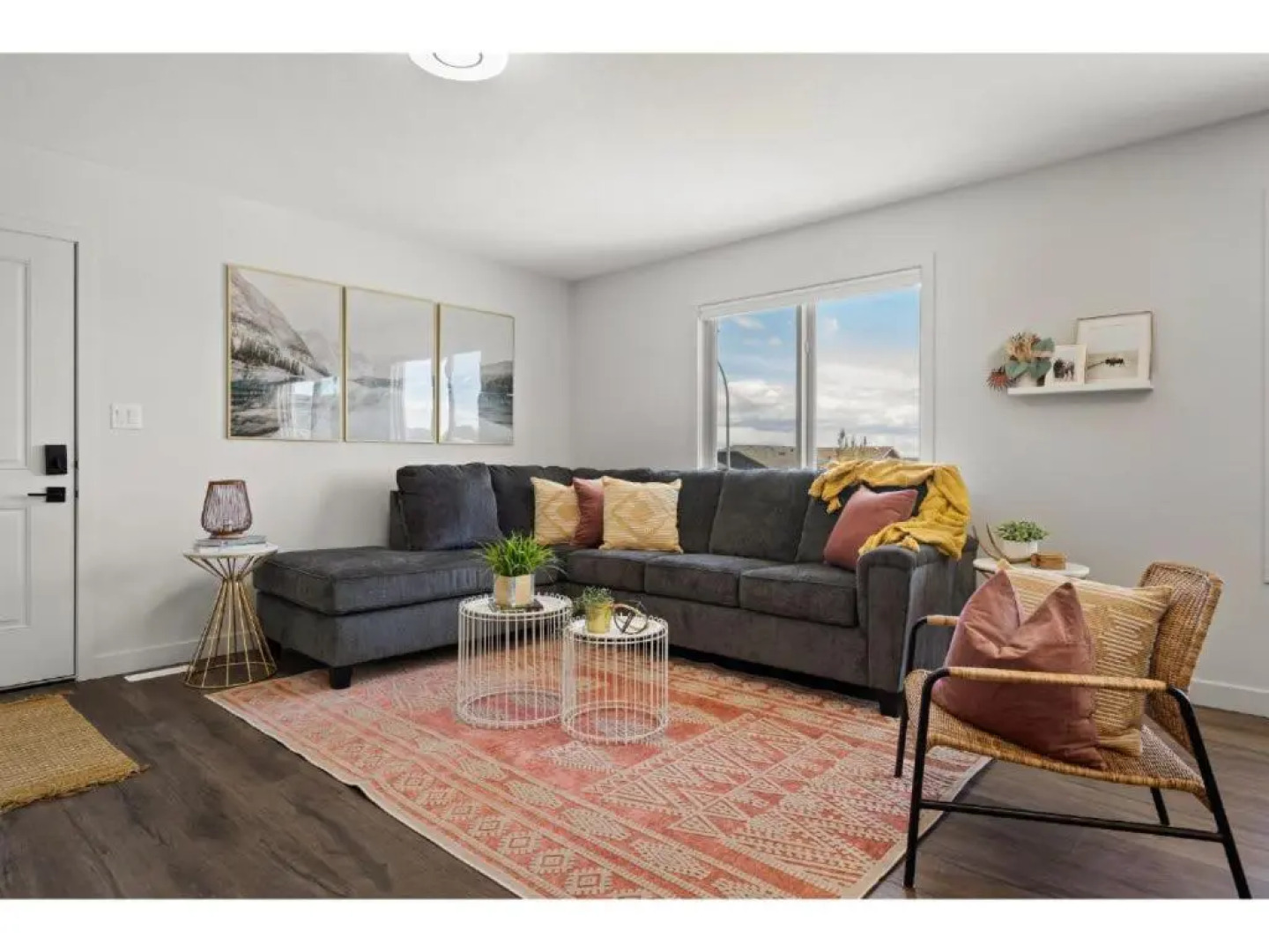 Centre Peak View I Sleep 8 I 50 TV I Full Kitchen