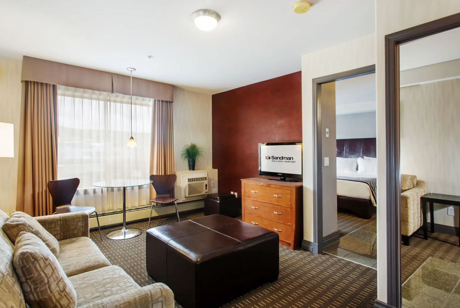 Sandman Hotels & Suites Calgary West