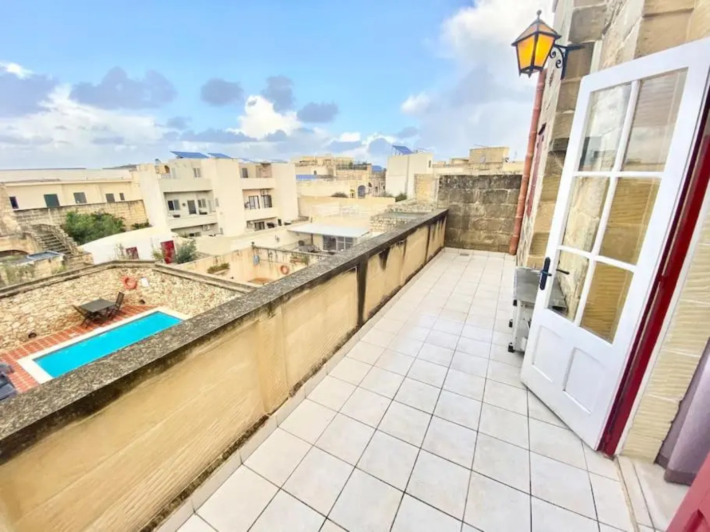 Villa Rossa Gozo - 5 bedroom ensuite with pool & jacuzzi