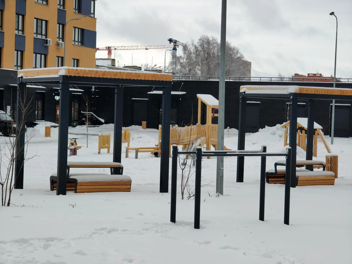 SunSet (СанСет) на улице Героя Советского Союза Аристархова