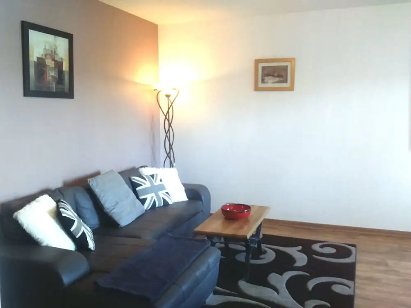 Jasmin House