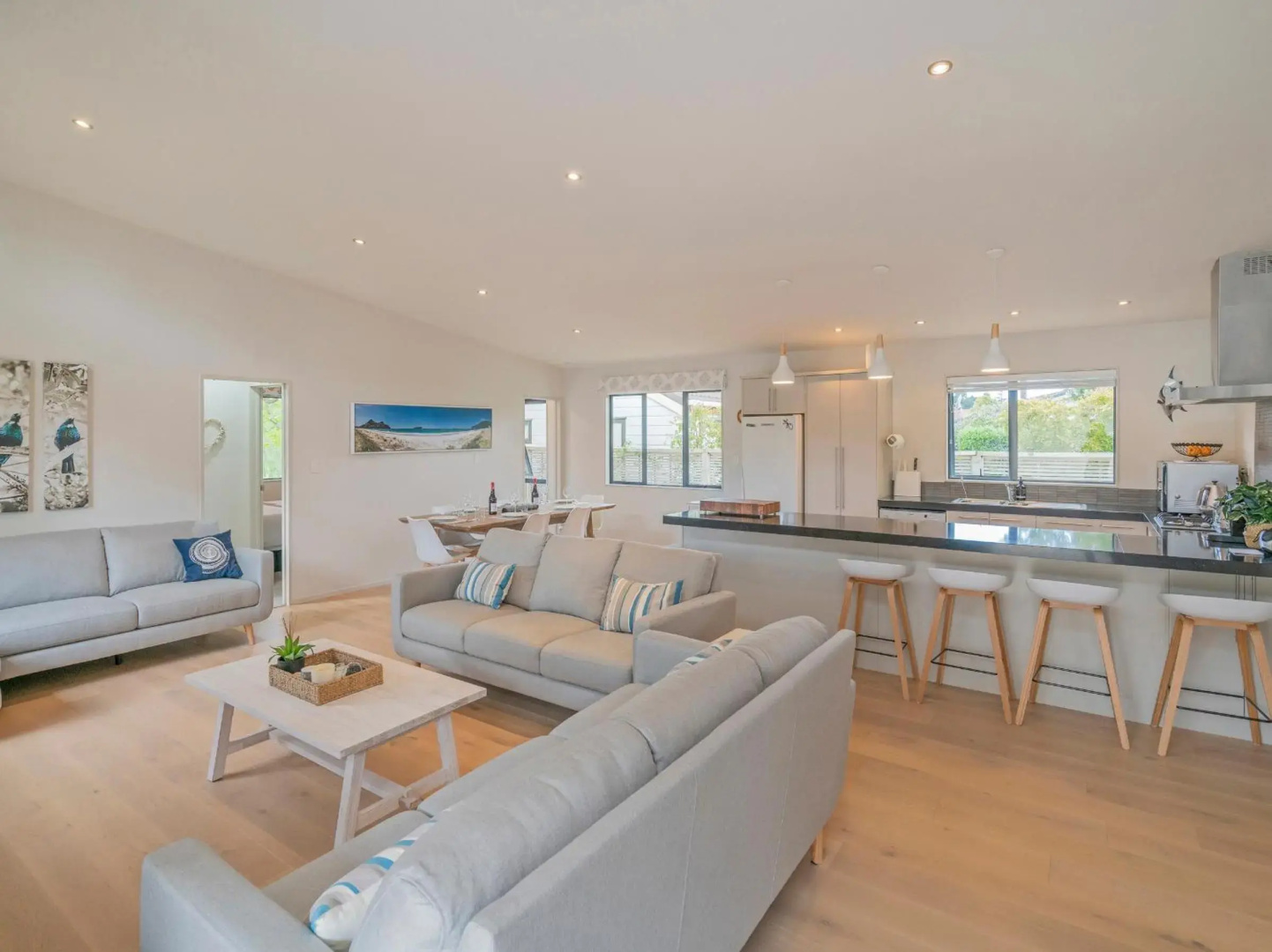 Upsides and Good Vibes - Pauanui Holiday Home