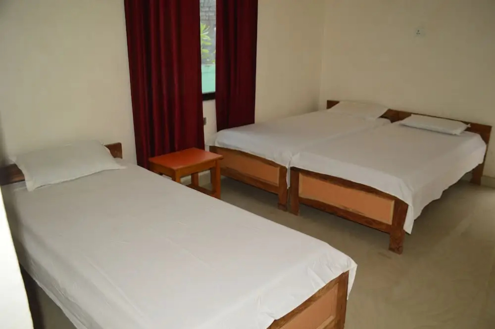 Middle Way Home Stay