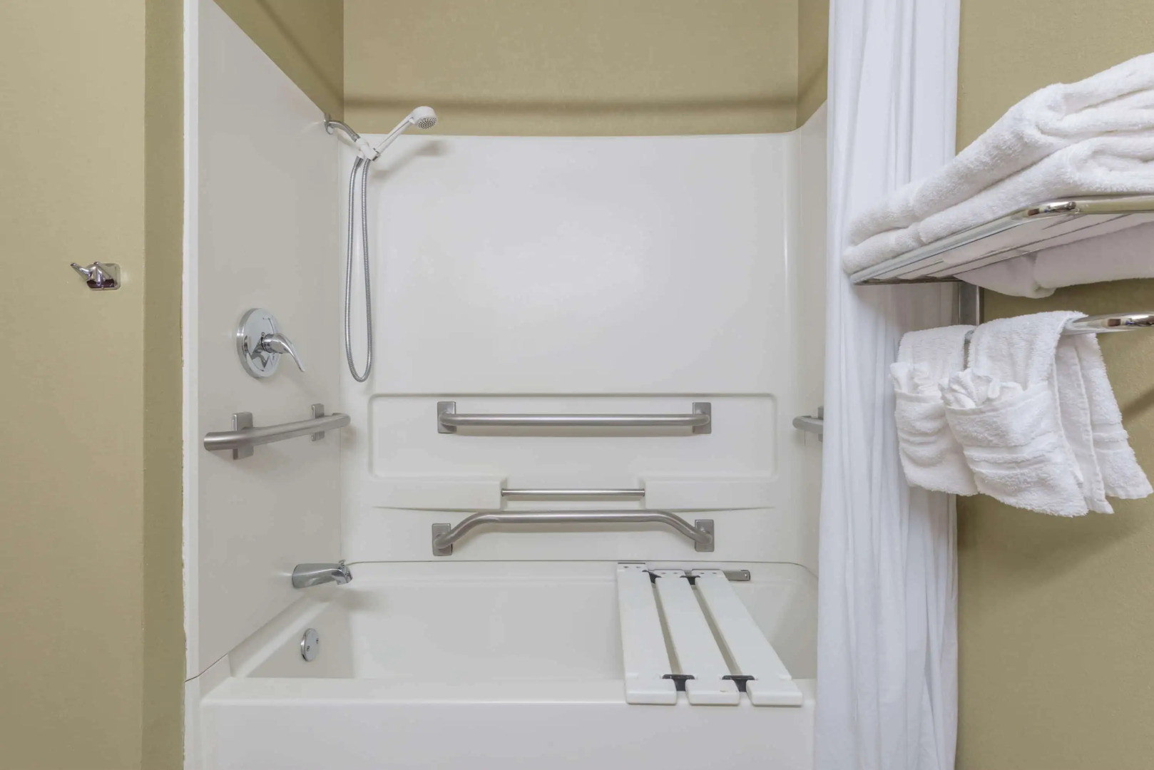 Microtel Inn & Suites by Wyndham West Chester