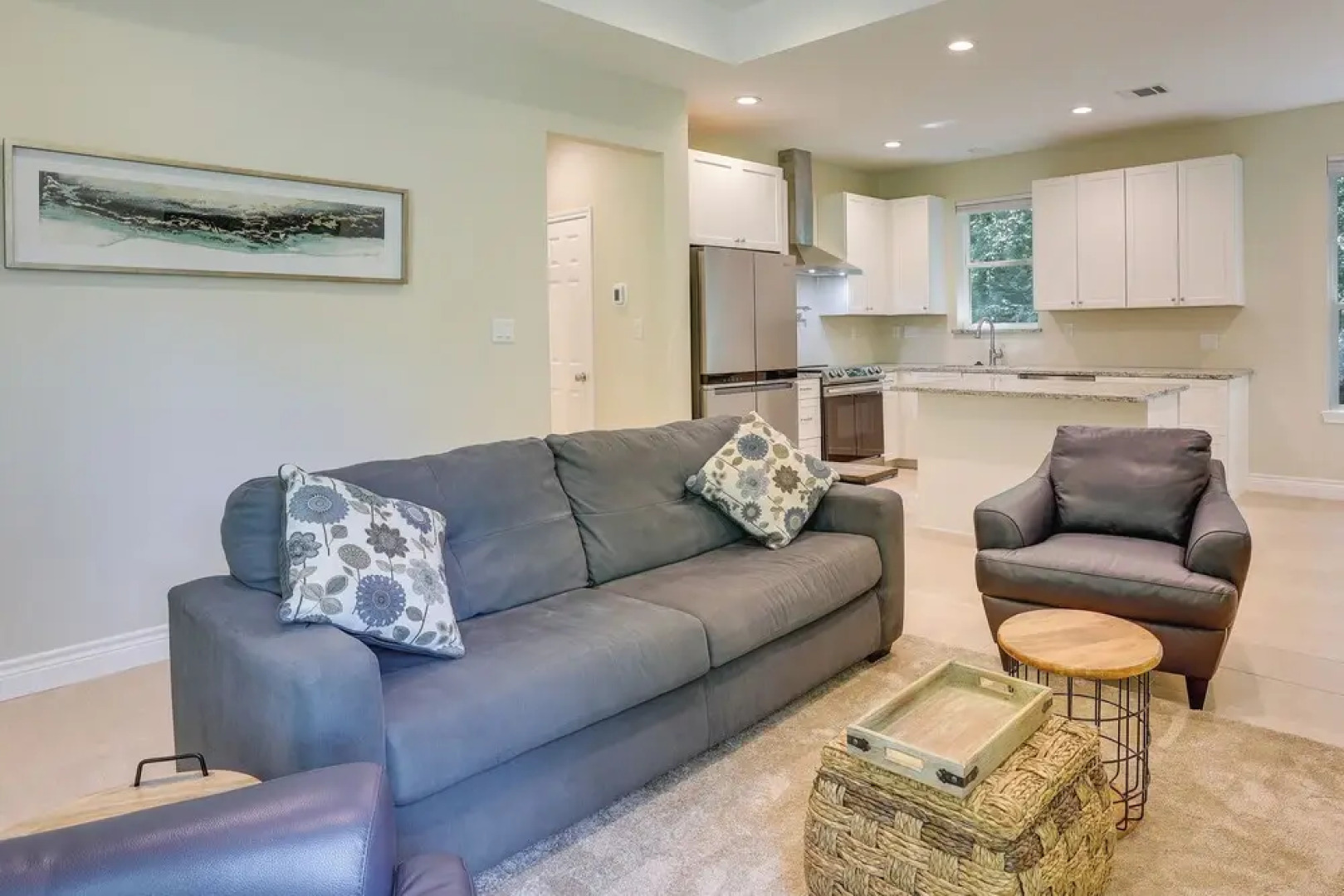 Charming Willis Hideaway < 1 Mi to Lake Conroe!