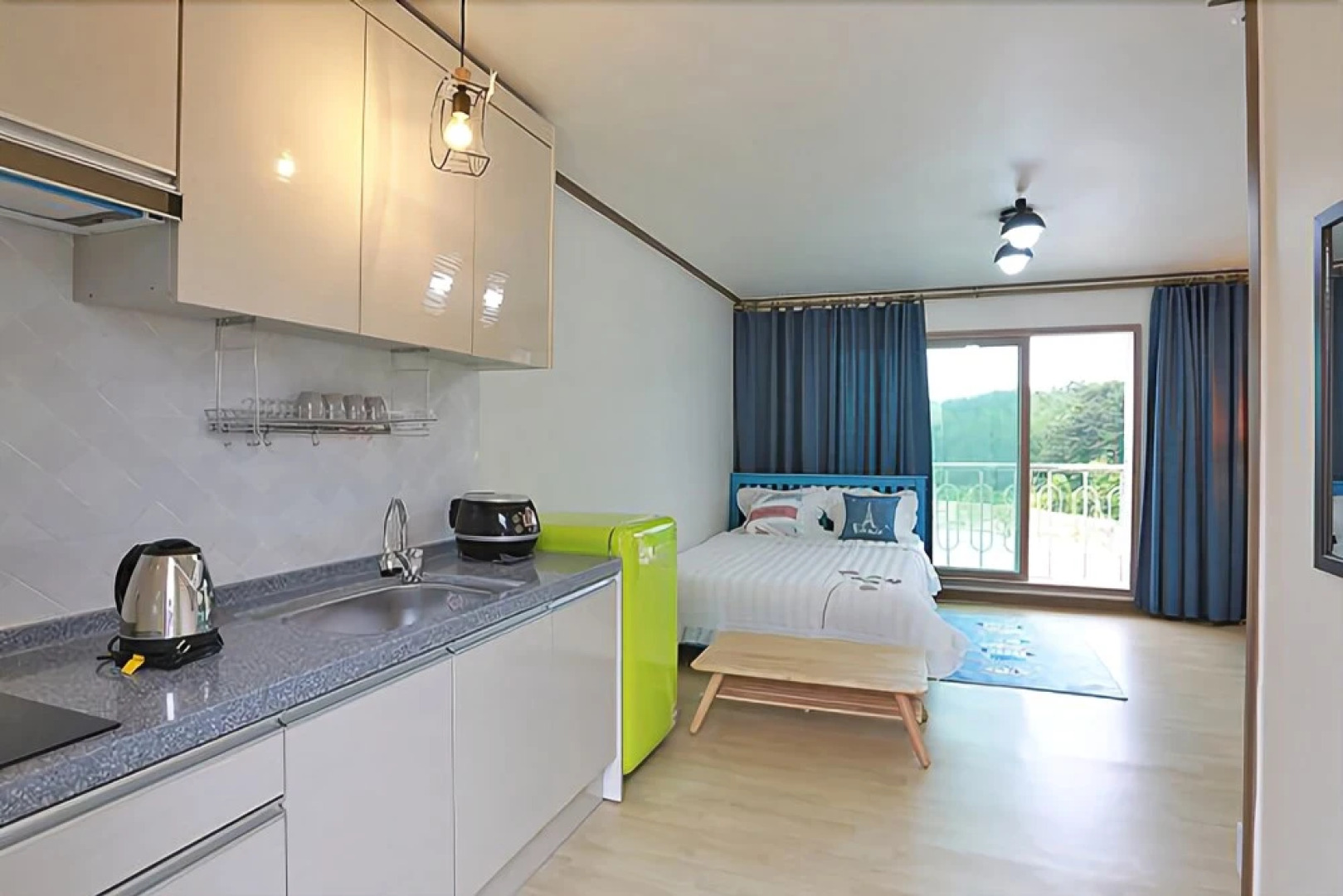 Sokcho Dal Beach Pension