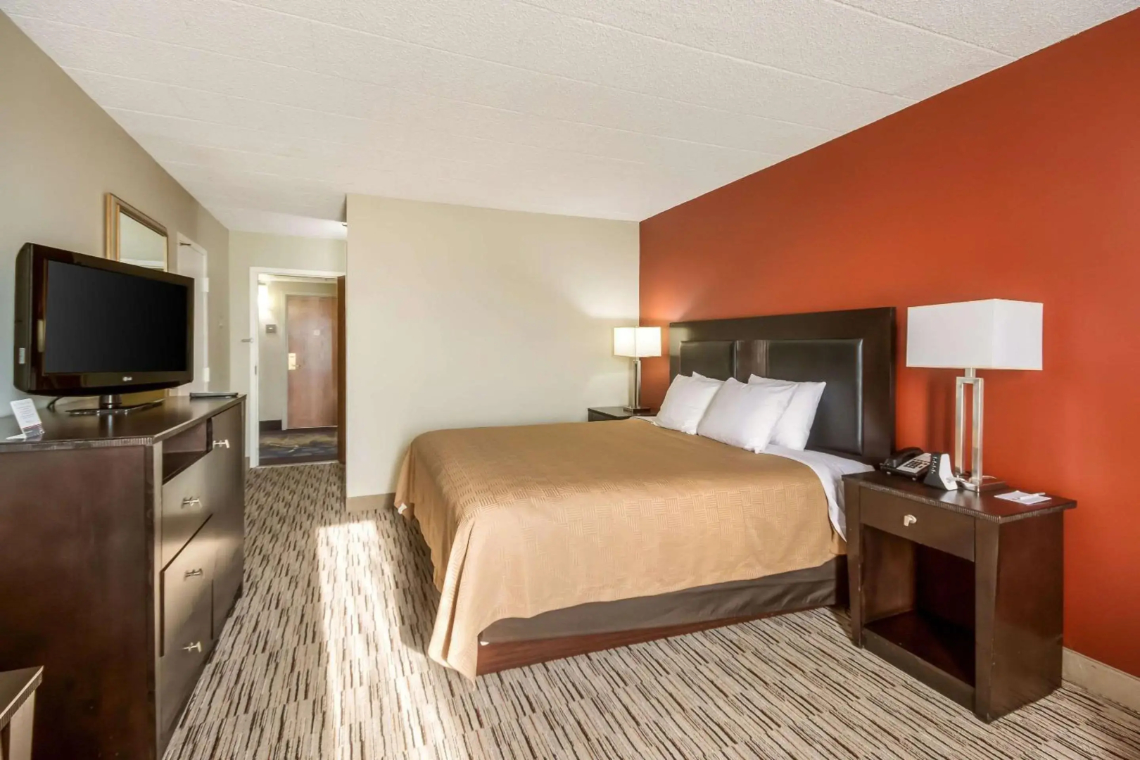 Exton Hotel & Conference Center