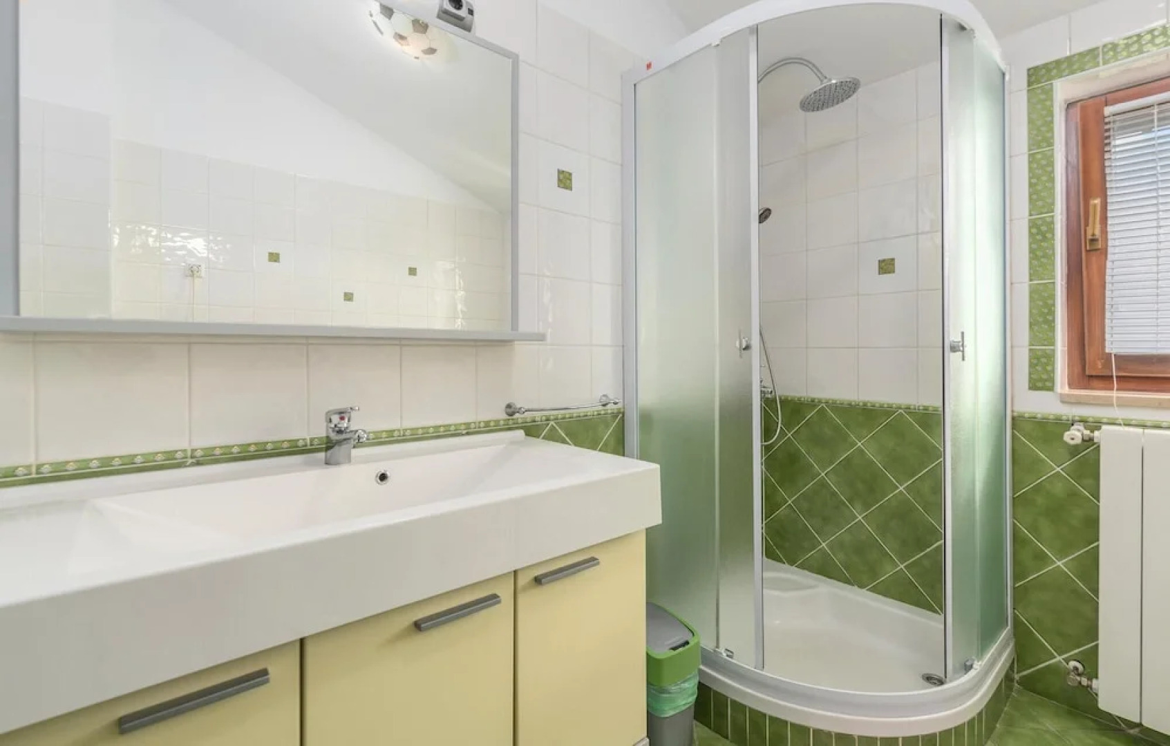 Stunning Home in Barban With Wifi and 2 Bedrooms