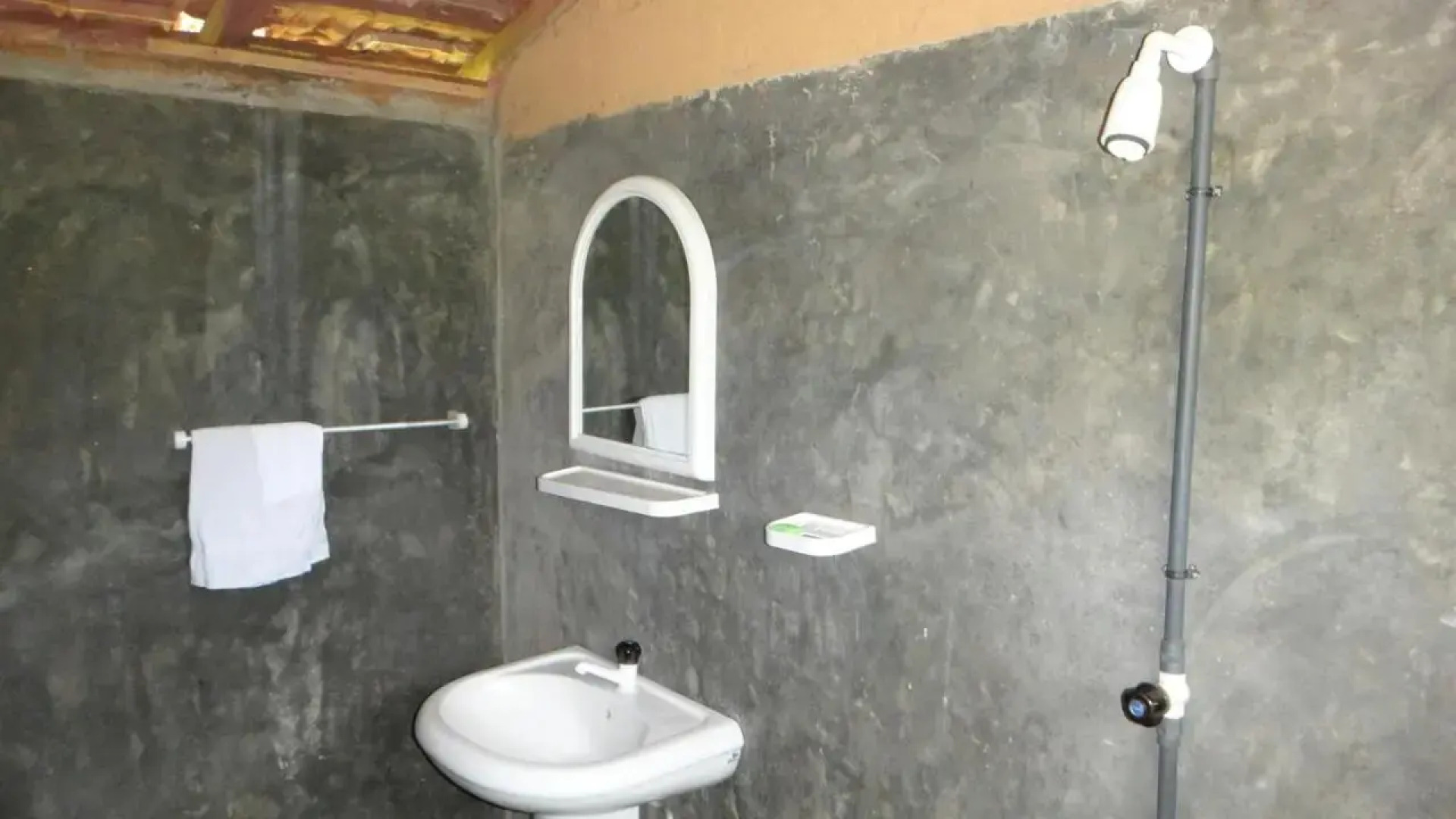 Rural Jungle Backpackers Hostel