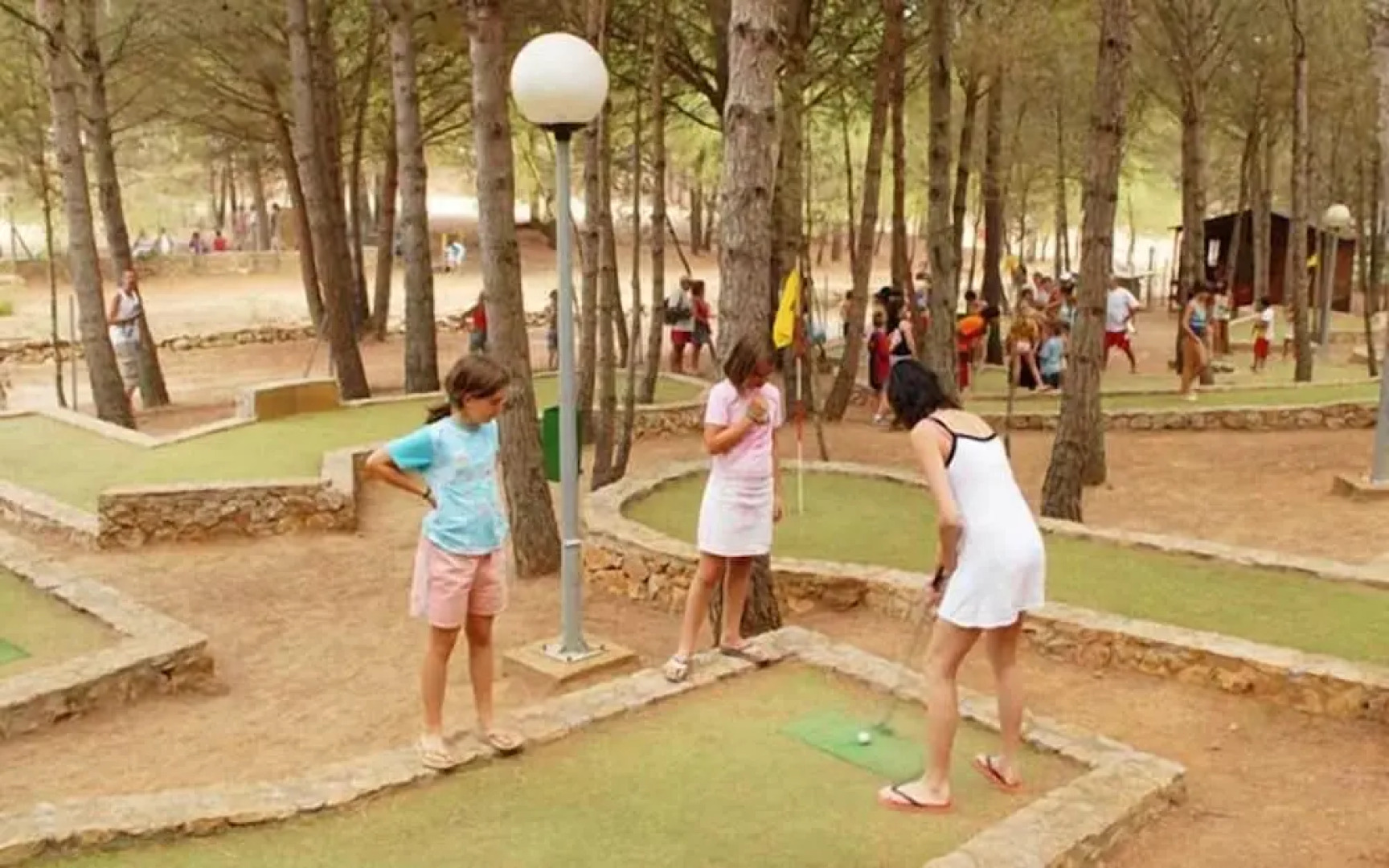 Camping Cala Montgó