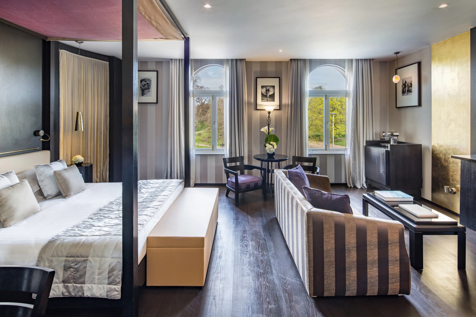 60 Hyde Park Gate Hotel