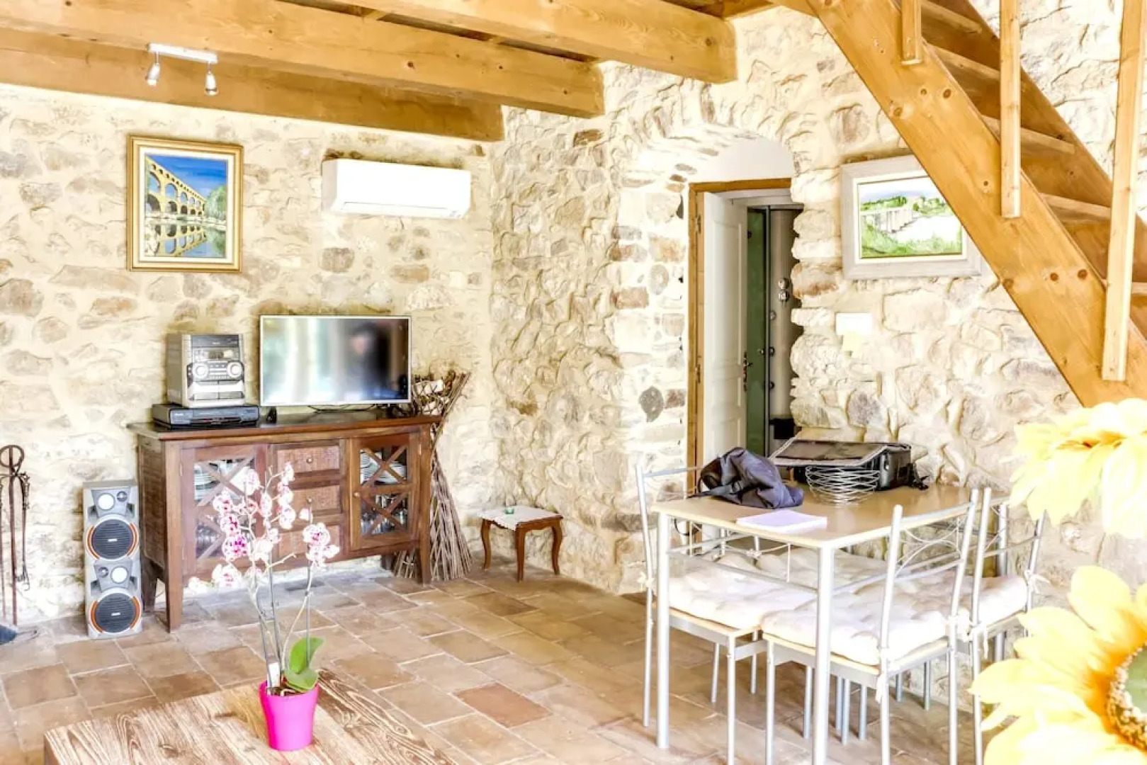 House With one Bedroom in Pougnadoresse, With Pool Access, Furnished T