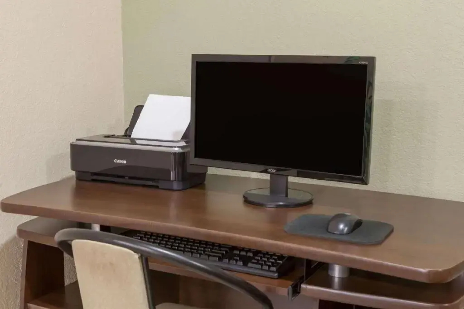 Super 8 Pincher Creek AB