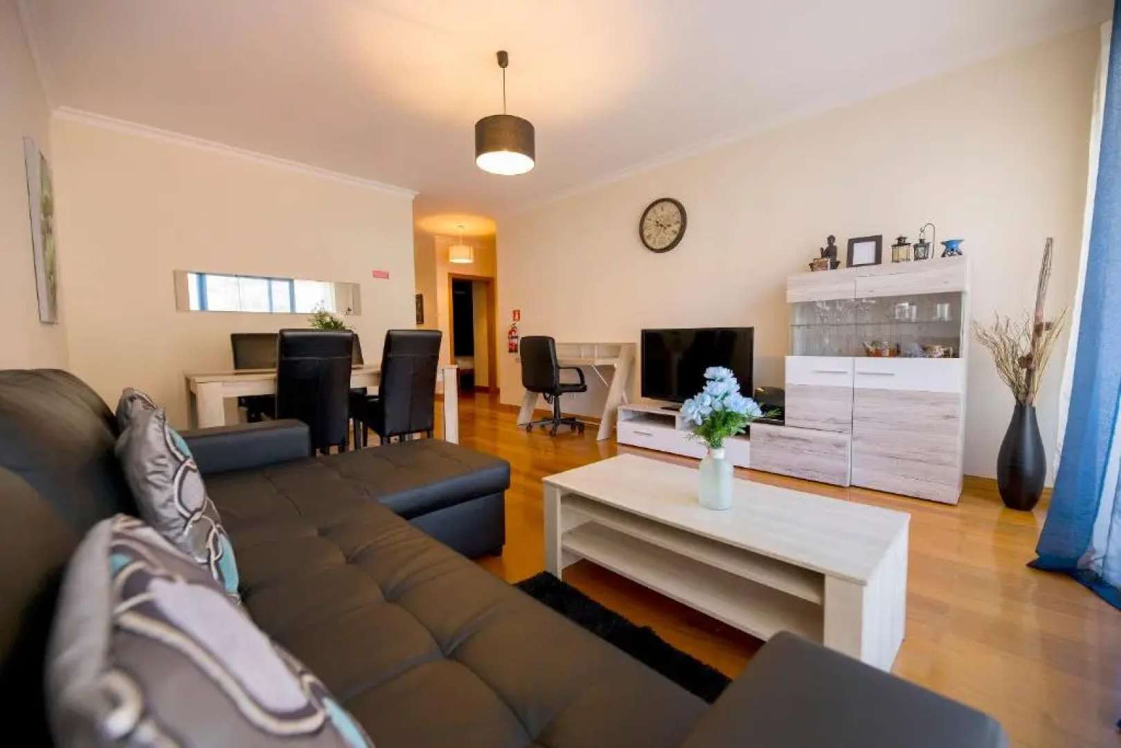 Patricia's Plaza apartment