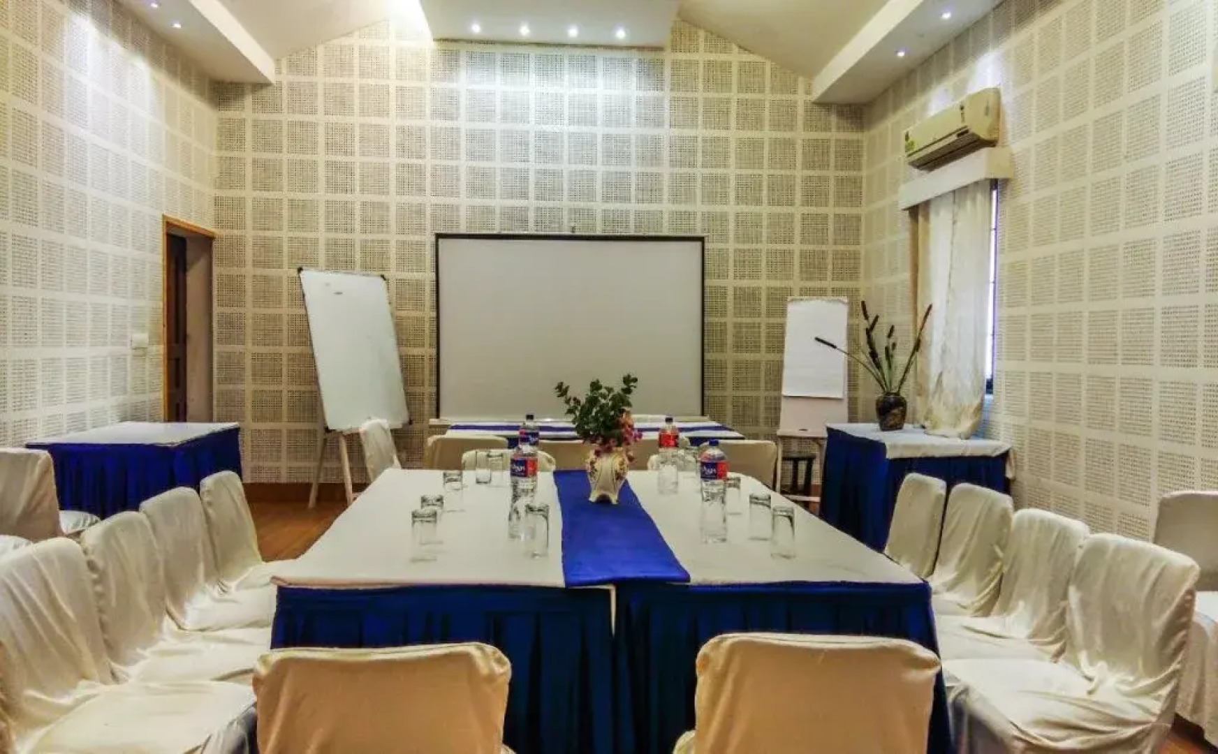 The Fern Beira Mar Resort