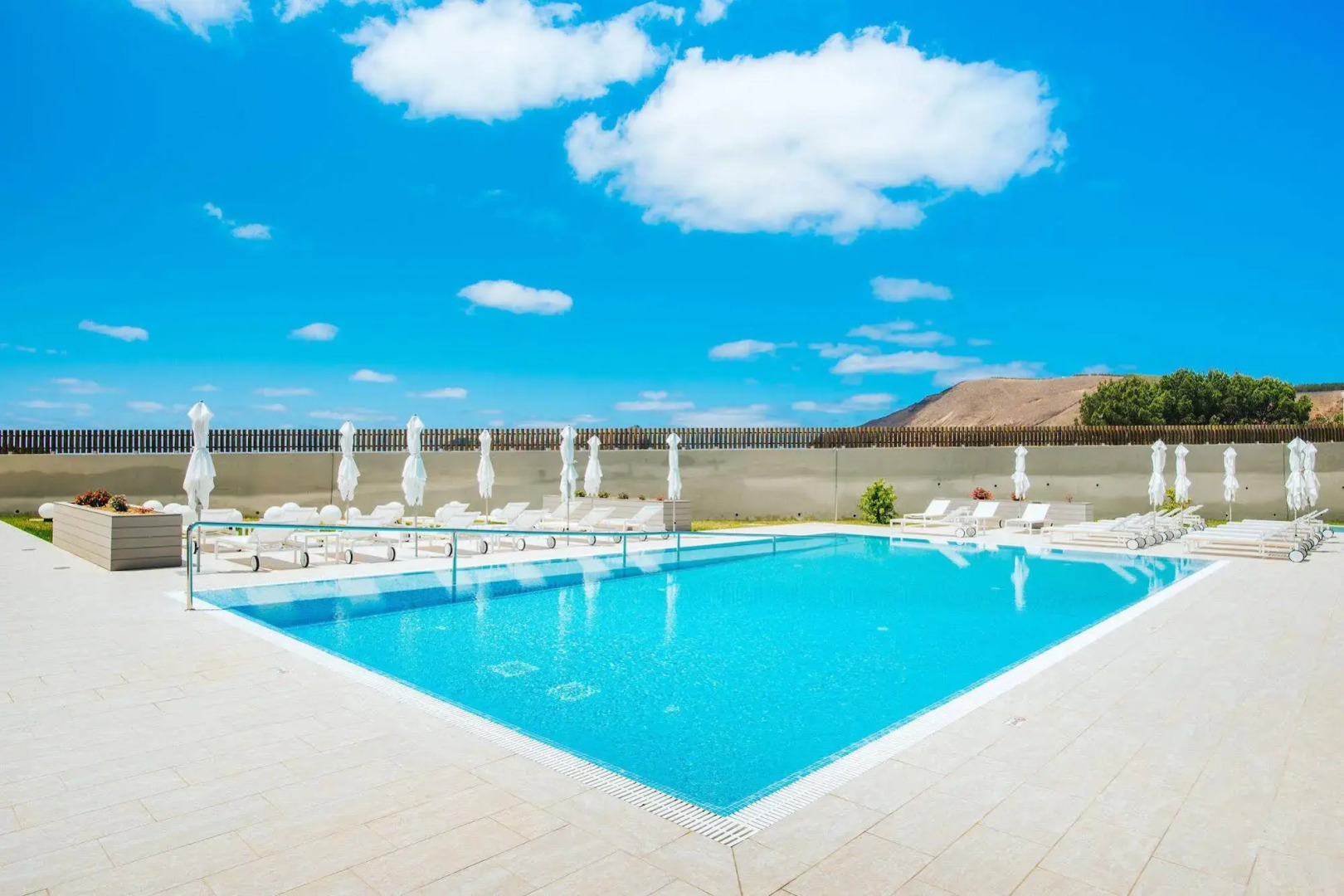 Vila Baleira Village