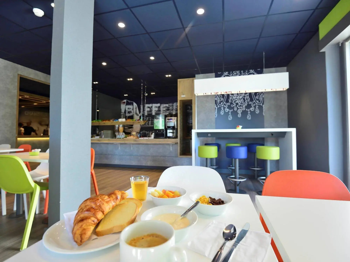 ibis budget Pau Lescar