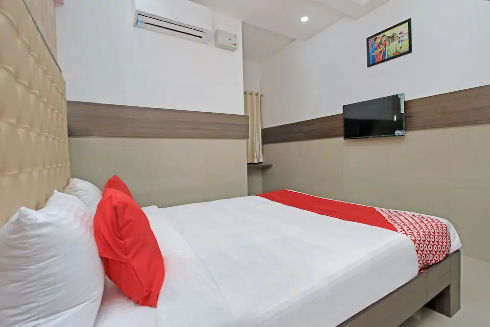 Capital O 26230 Hotel Nirvikalpa