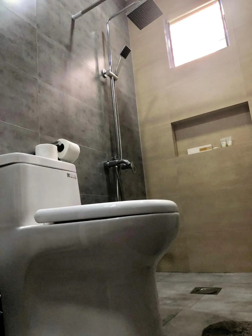 Southseas Beach Resort and Dive Center