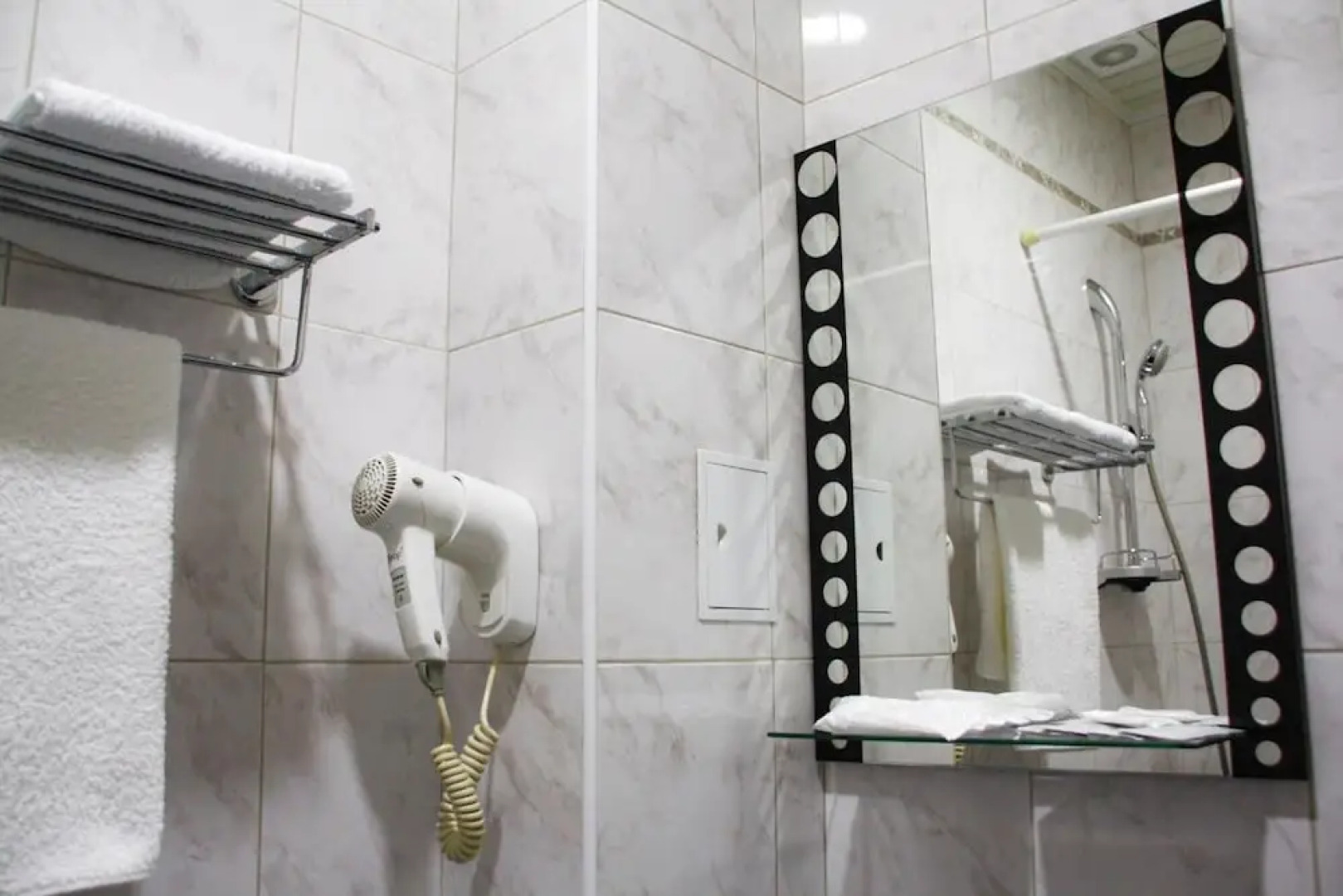 Отель «Элегант»