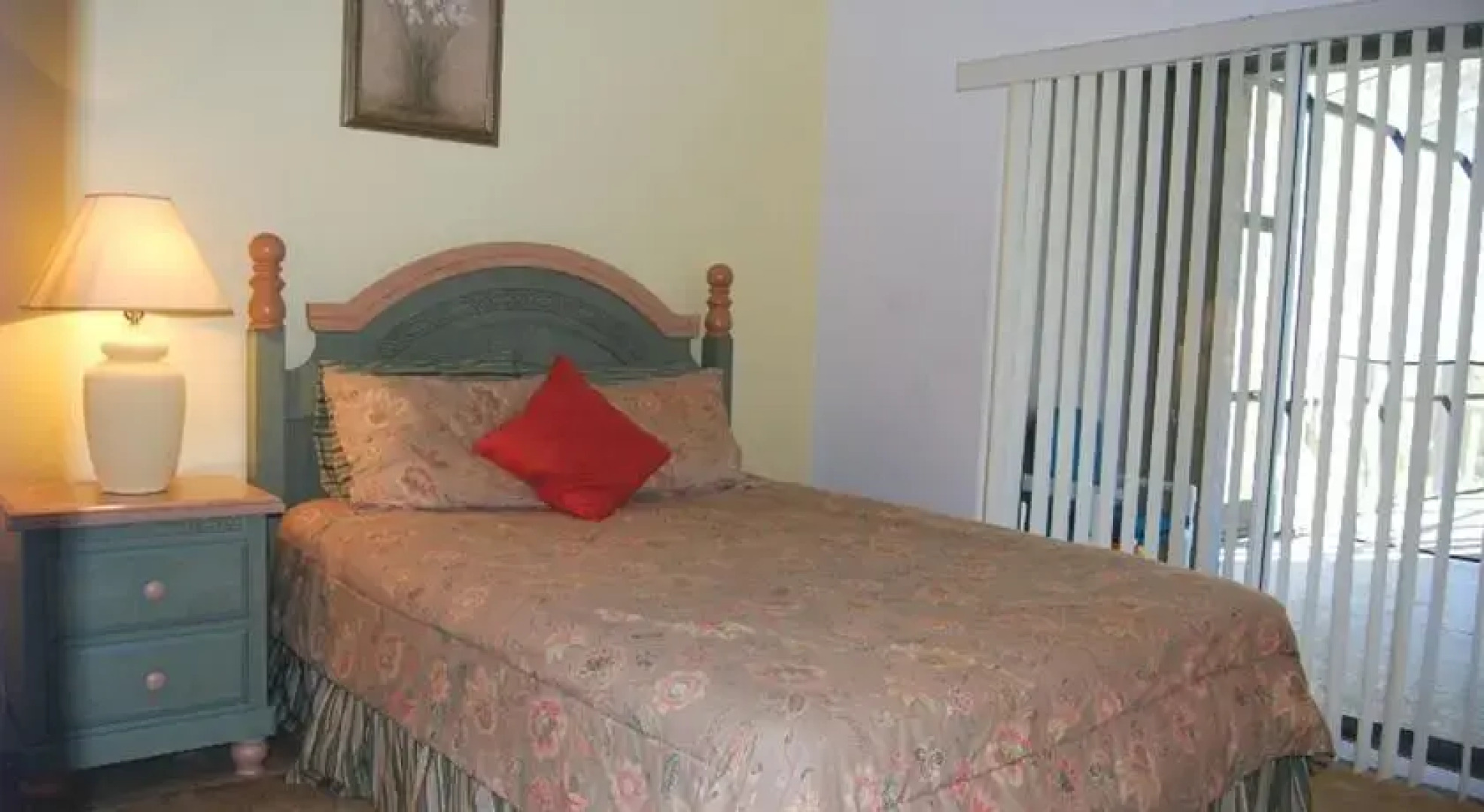 Five Bedroom House in Colombian Lakes by CFL Vacations