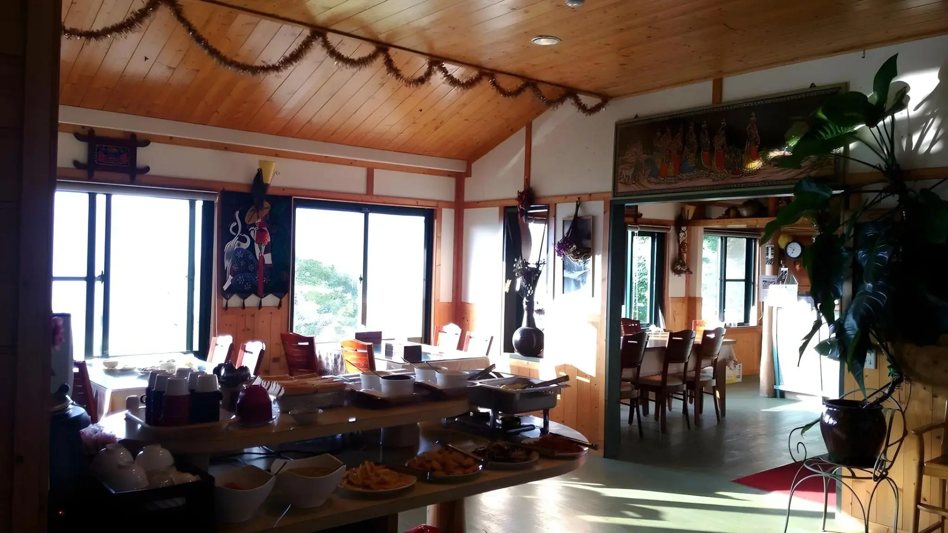 Shiyai Taoyuan B & B