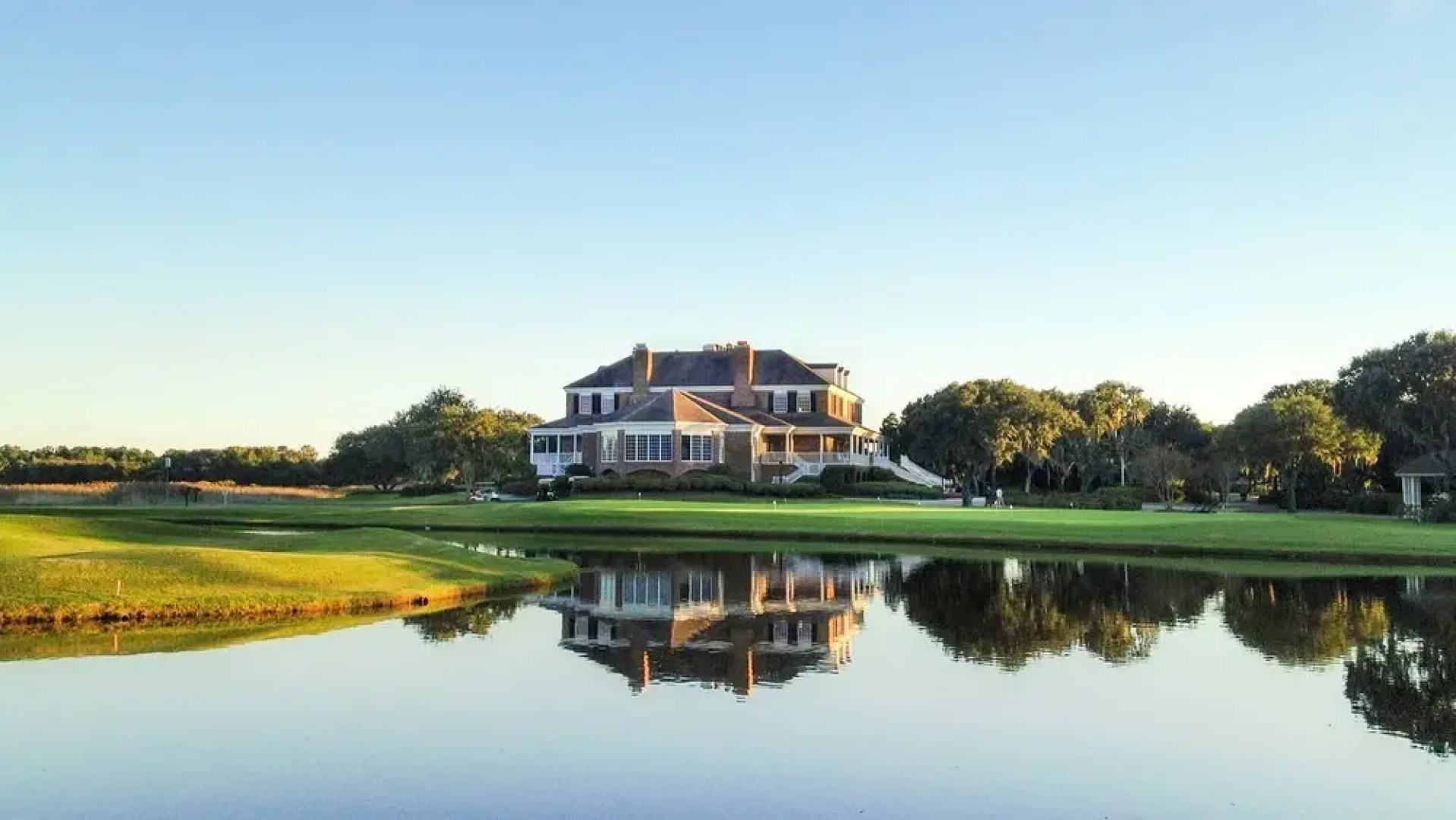 Beach Retreat by Peace Vacations