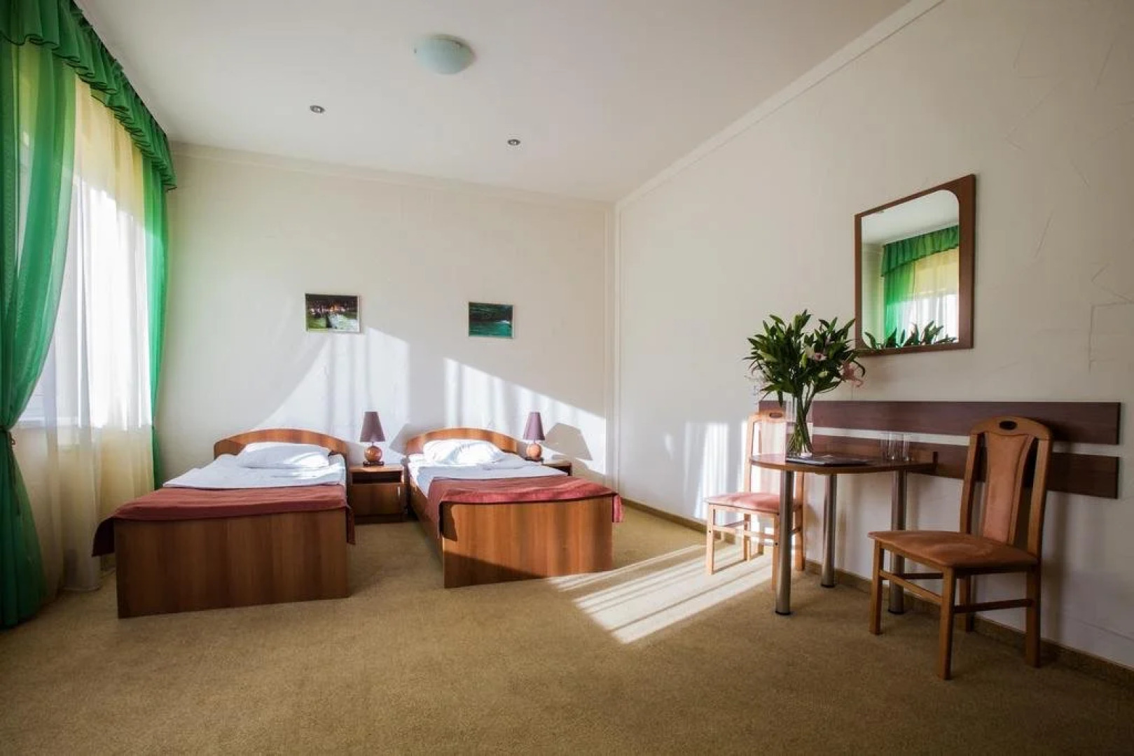 Отель Унгварский