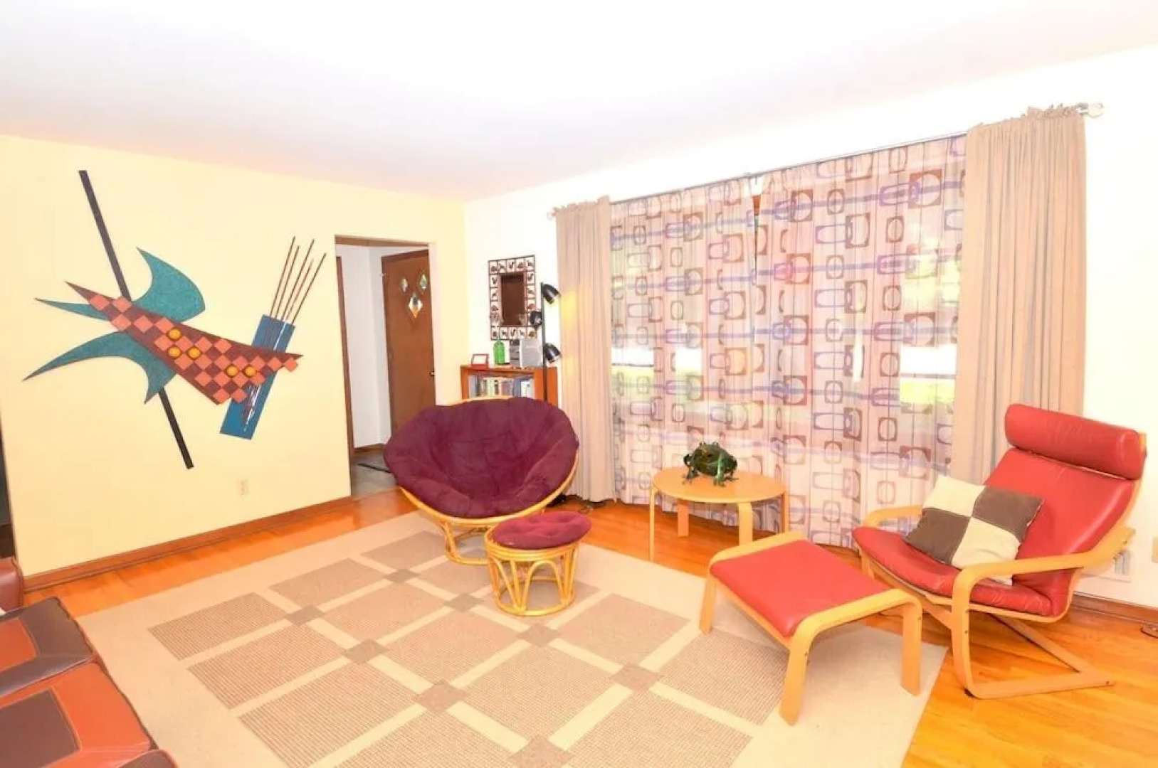 Castle View - A Rancher With a View!