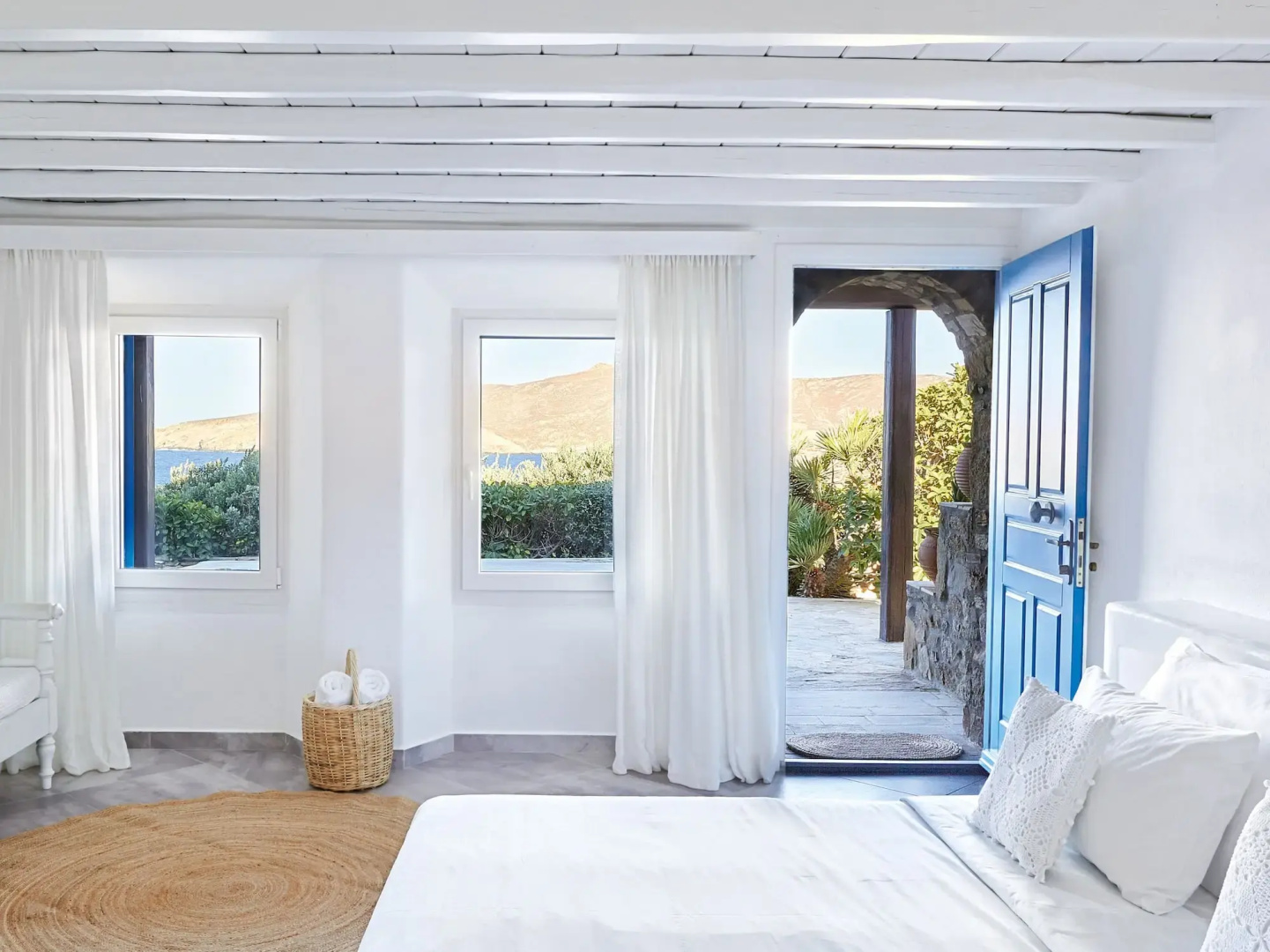 Mykonos Lolita, A Grecotel Resort to Live