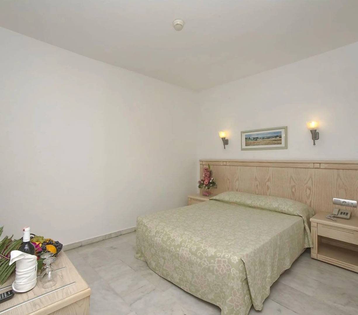 Отель Sinatra - All Inclusive