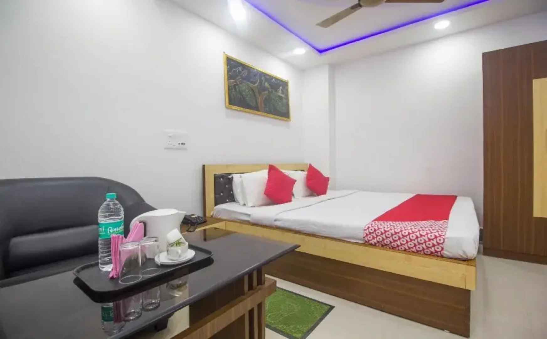Mahalaxmi By OYO Rooms
