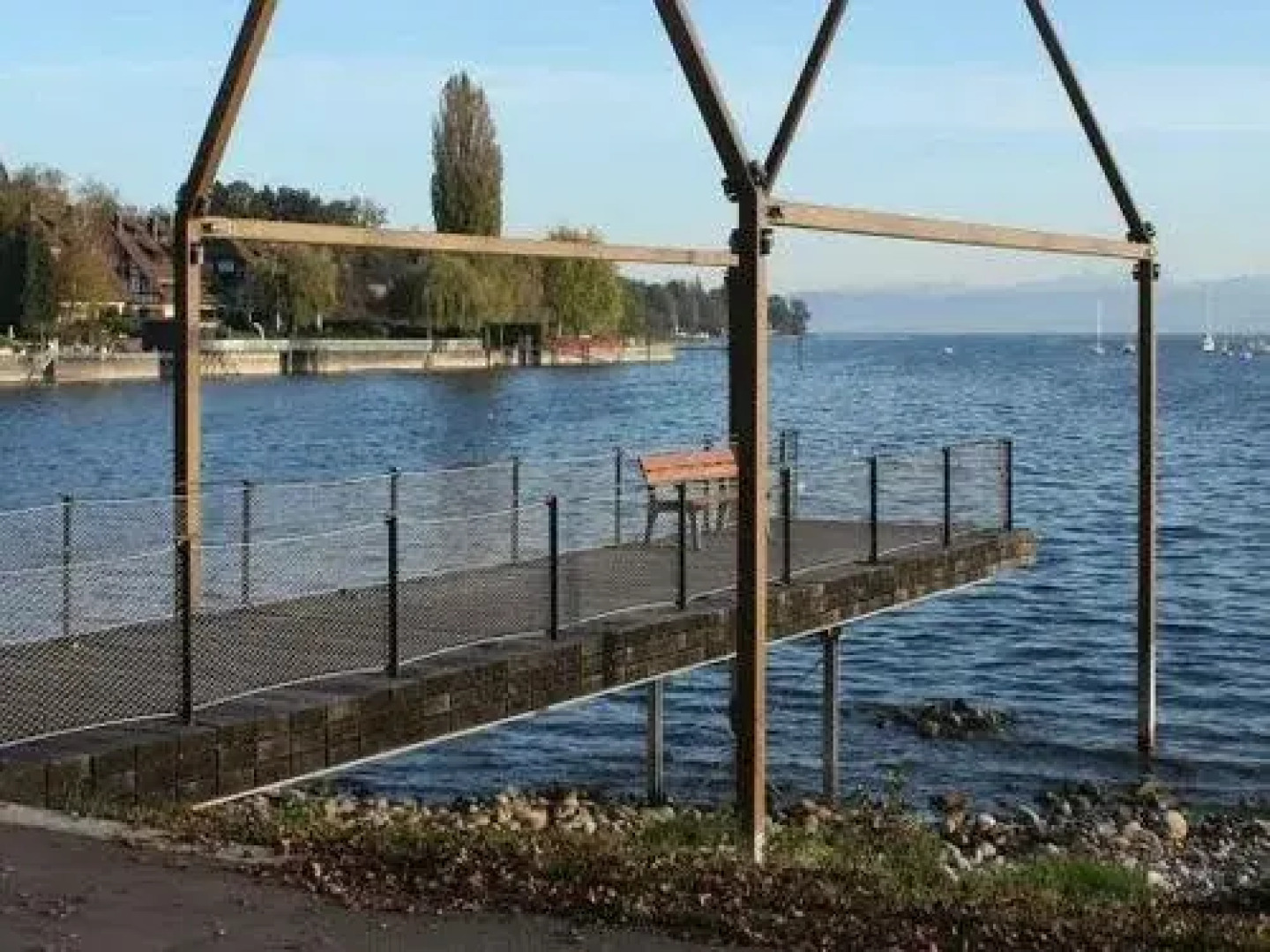 Gastehaus Zur Seepromenade