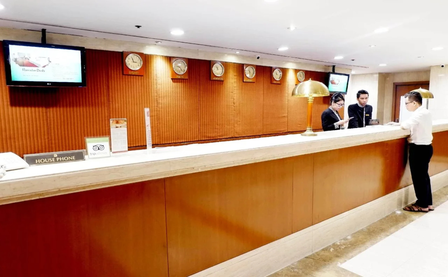 REDTOP Hotel & Convention Center