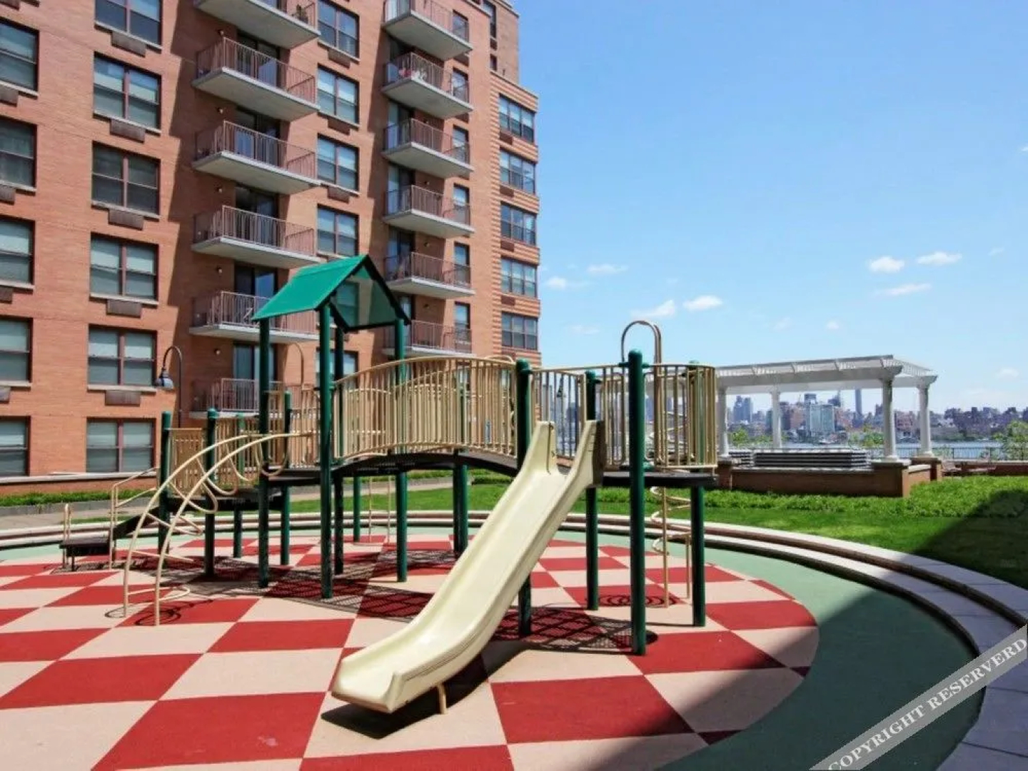 Global Serviced Apartments At 333 River Street