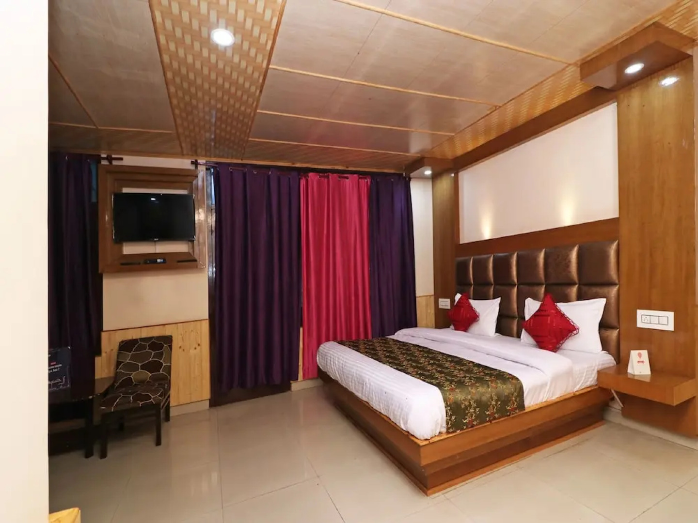 OYO 15416 Hotel Summer Hill