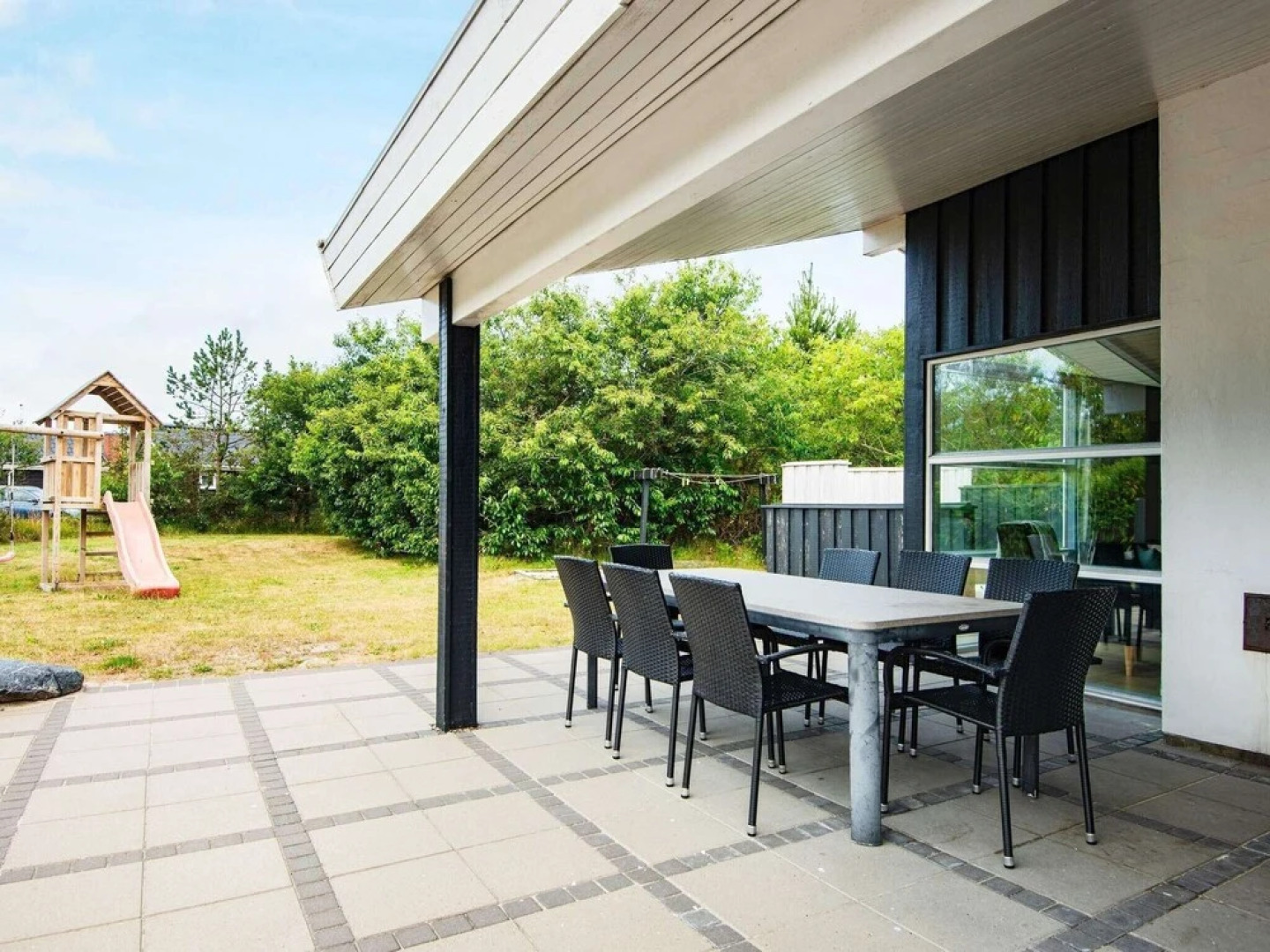 Tranquil Holiday Home in Henne Jutland With Terrace