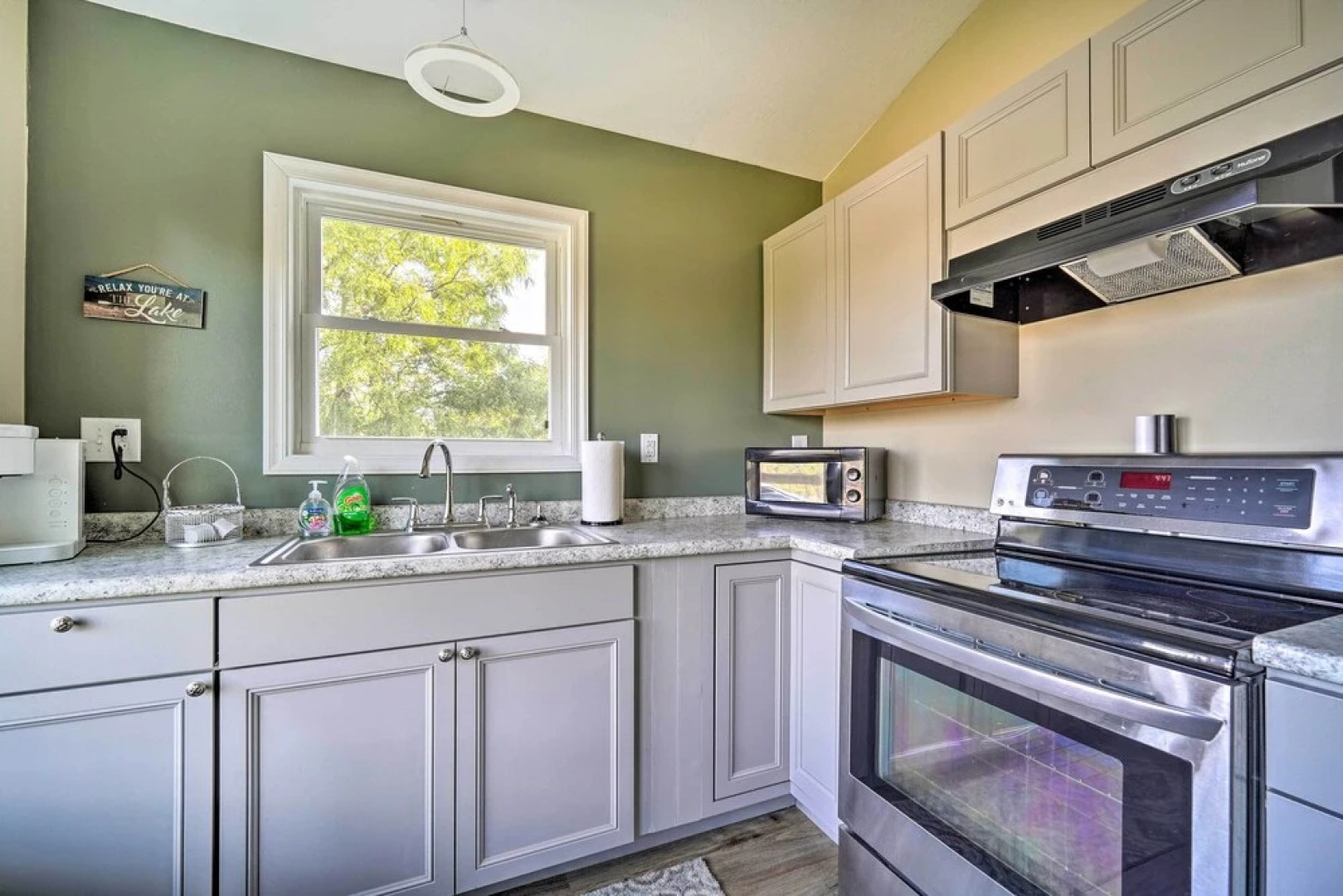 Bean Station Cottage: Unobstructed Lake Views