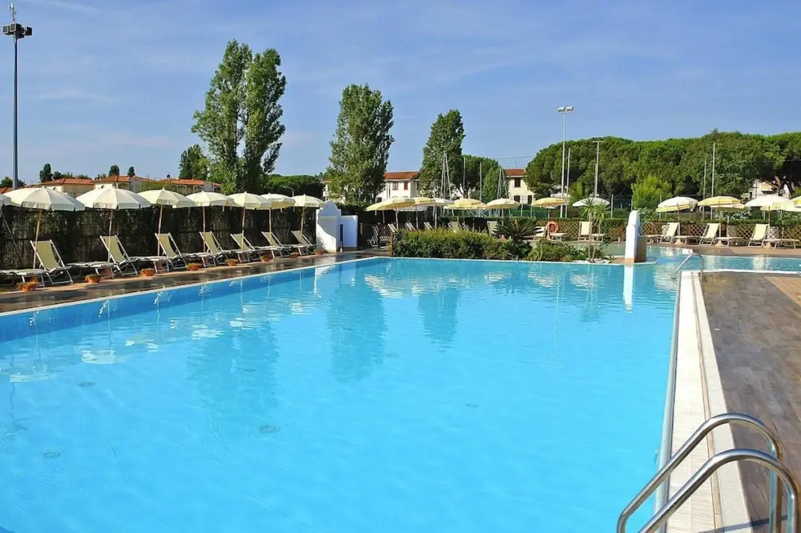 Apartment in Tuscany Near Sandy Beaches