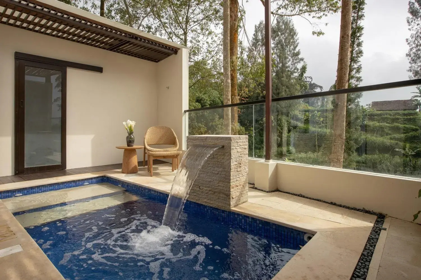 Sunsetfalls Gardens and Resort