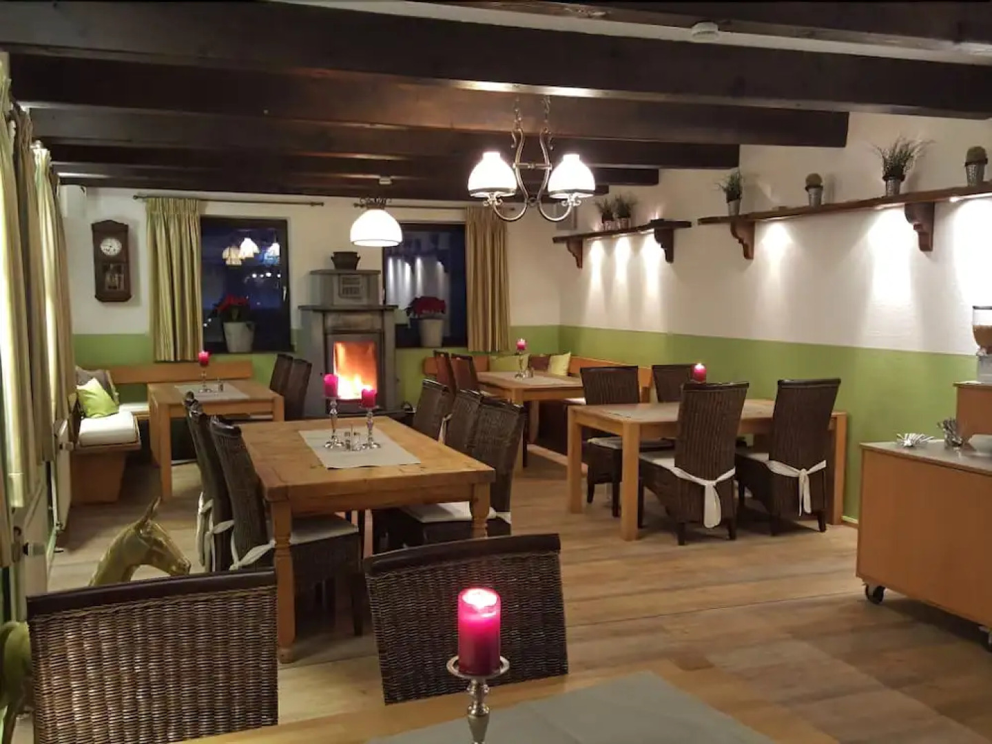 Landhotel Linden am Venekotensee