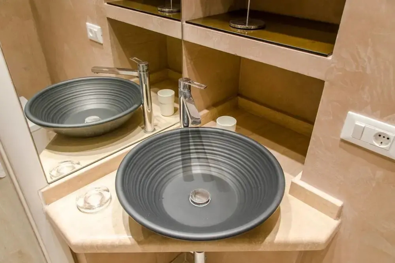 JOIVY Golf Garlenda - Charming Villa Guest House