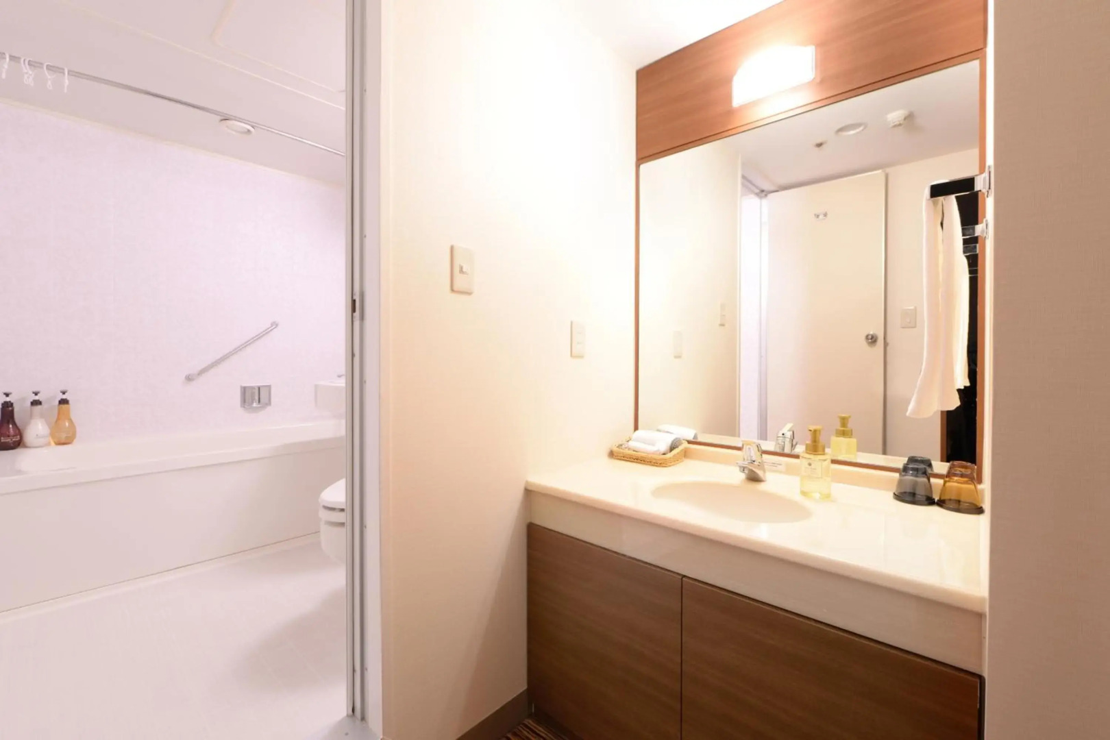 Vessel Inn Yachiyo Katsutadai Ekimae