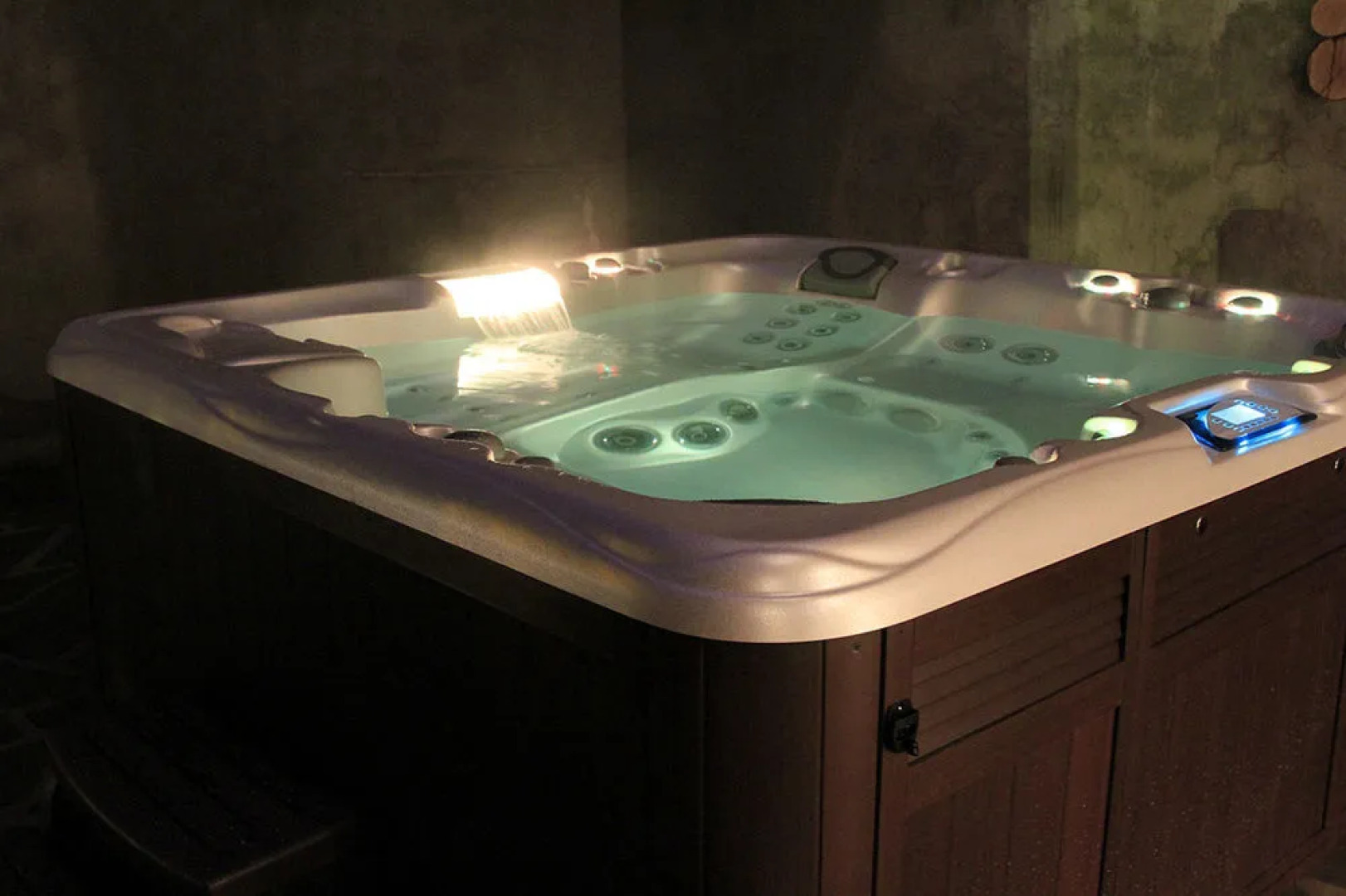 Oblique - Forest & Spa